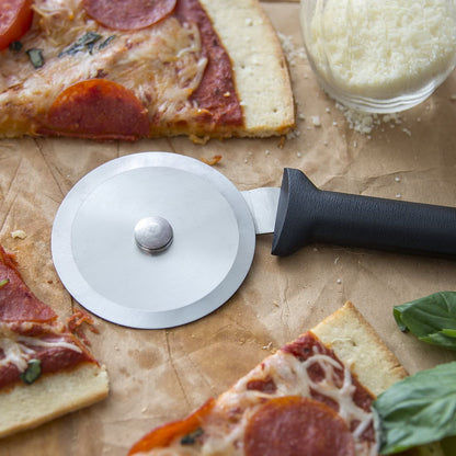 Pizza Cutter with 3-Inch Stainless Wheel and Brushed Aluminum Handle - Image 3
